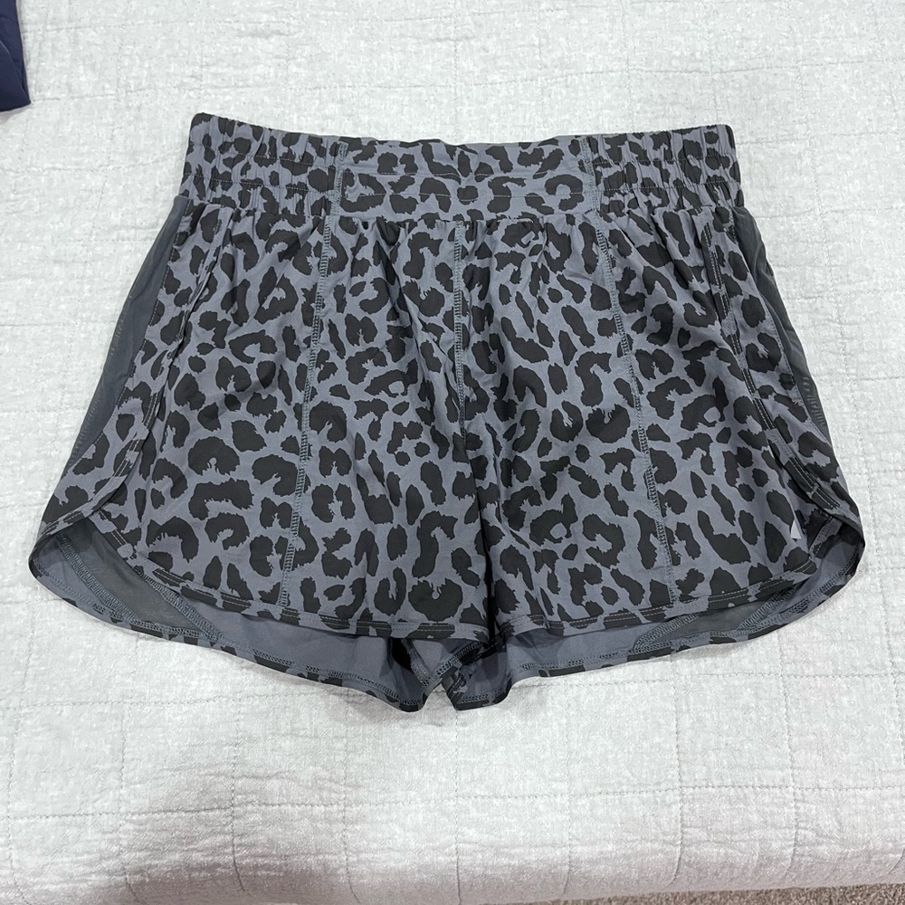 Vitality Breeze Short King Cheetah Midnight Size Large